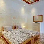 Exclusive 2br By Buena Vista アパート